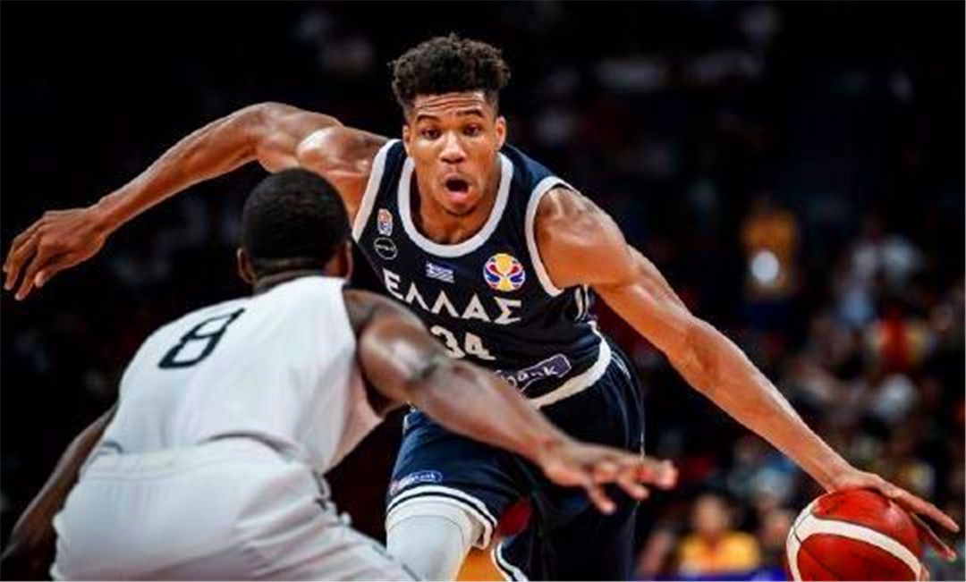 雄鹿队三战全胜,夺得东部半决赛晋级门票的简单介绍 雄鹿队三战全胜,夺得东部半决赛晋级门票的简单介绍