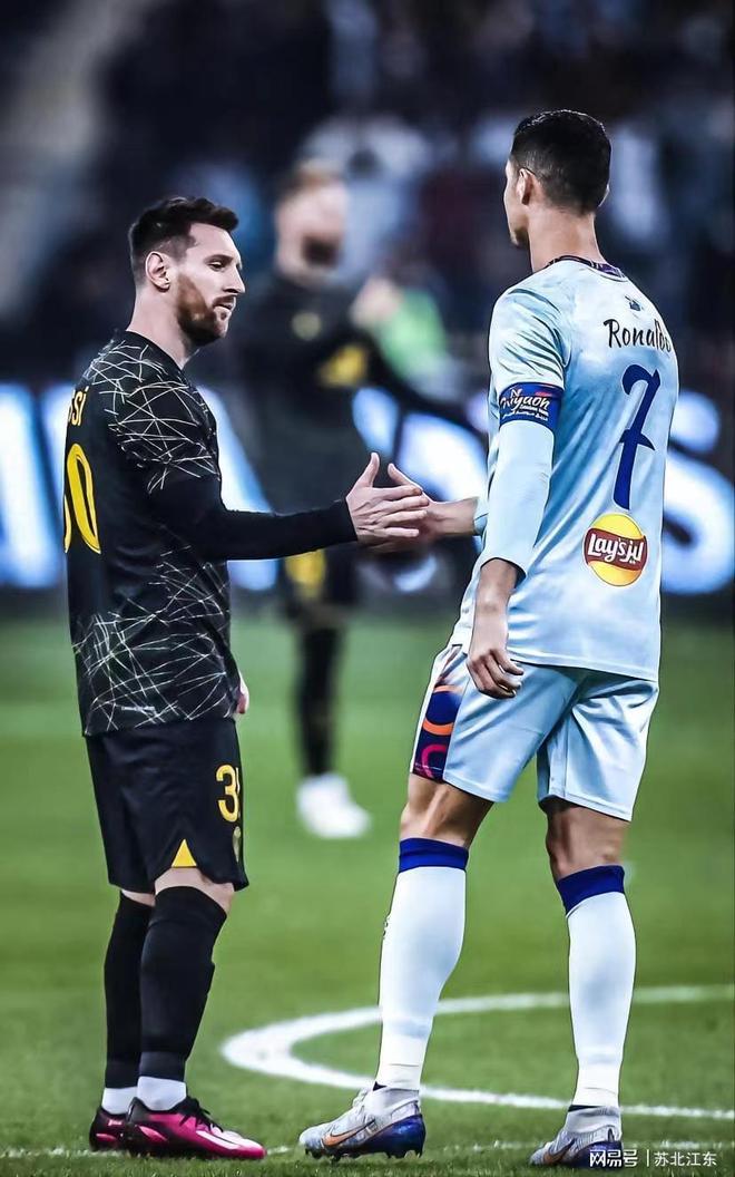 高手对决梅西和C罗将在比赛中切磋技艺