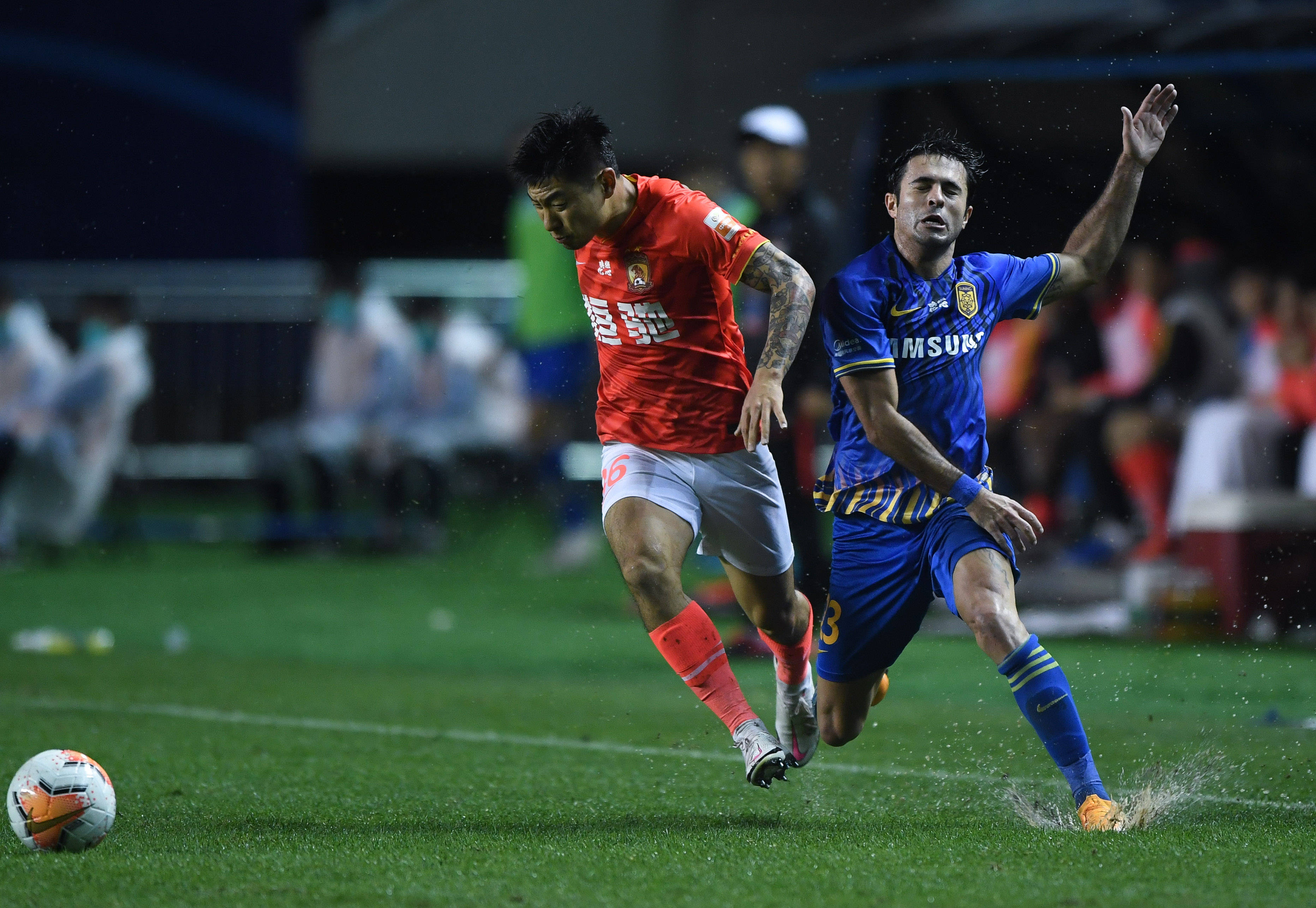 江苏苏宁队员表现出彩,实现大逆转!的简单介绍 江苏苏宁队员表现出彩,实现大逆转!的简单介绍