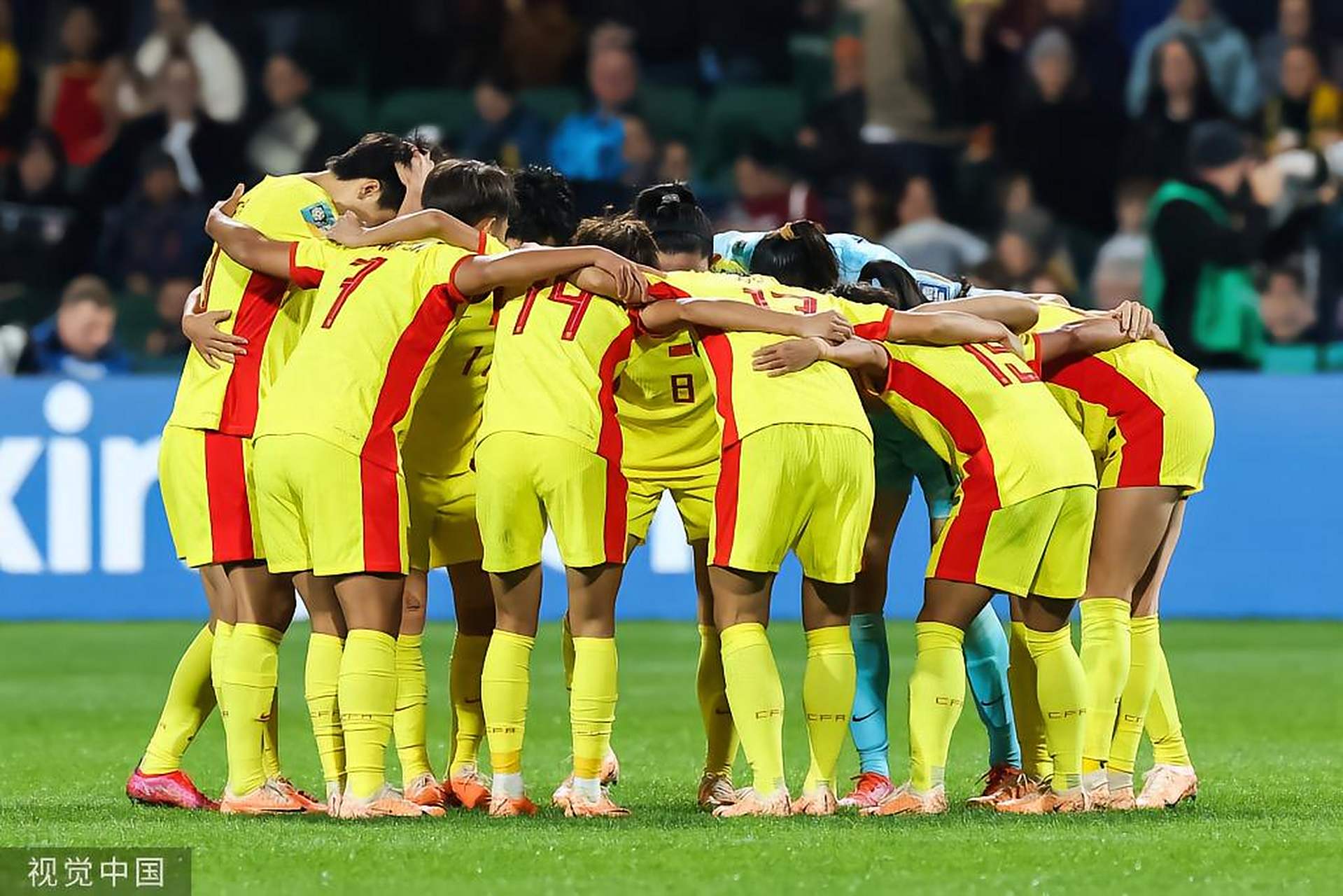 大国对决，女足比赛场上硝烟四起