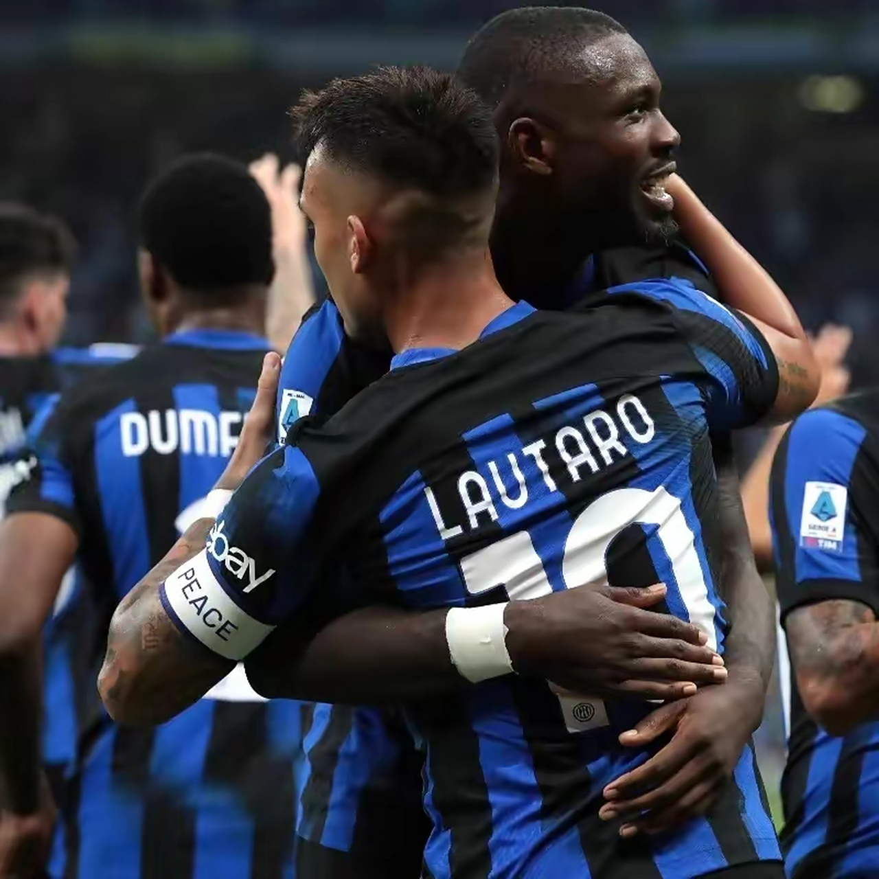 国米主场战胜佛罗伦萨,继续保持领先 国米主场战胜佛罗伦萨,继续保持领先