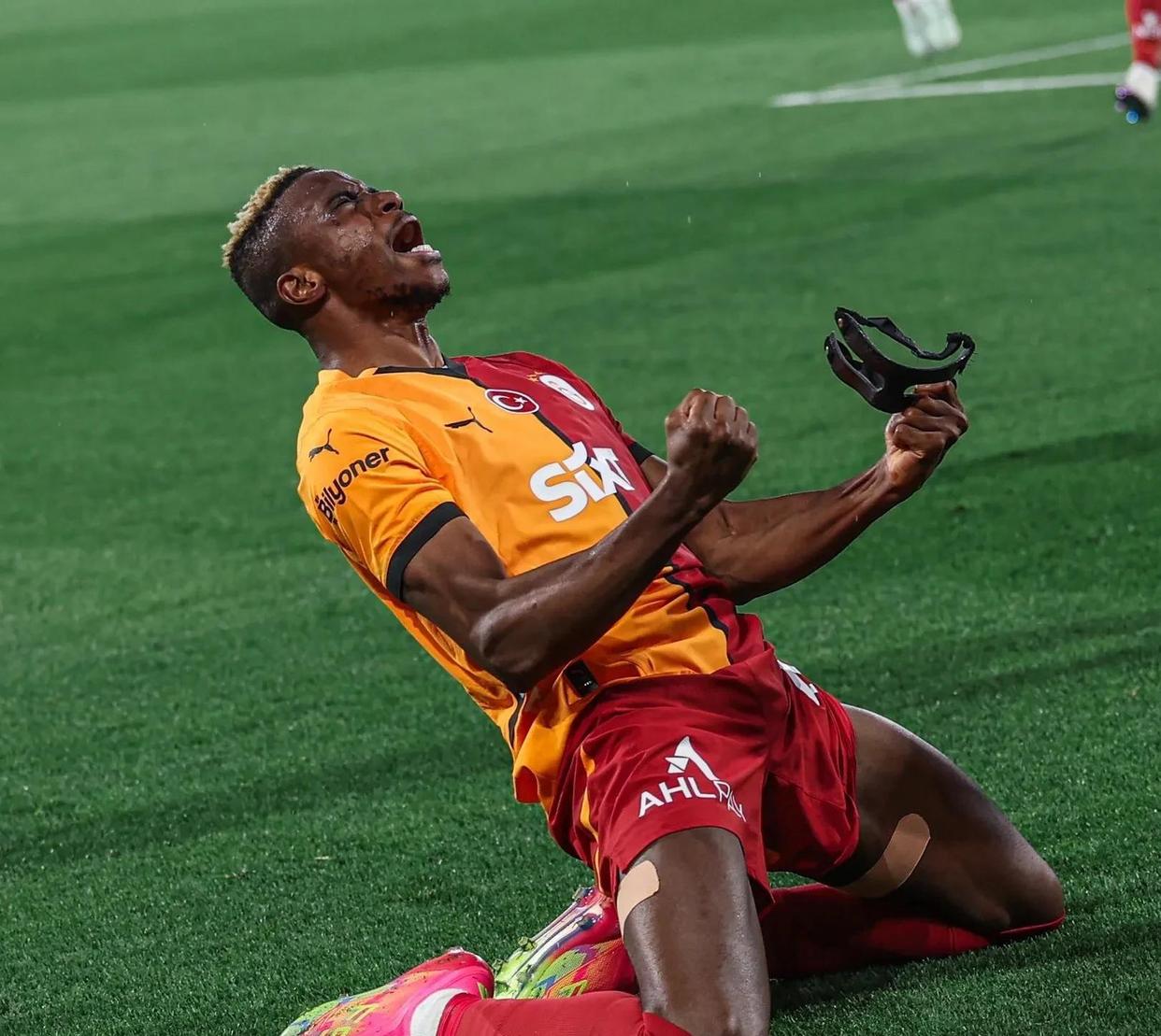 包含那不勒斯前锋受伤缺席,影响进攻火力的词条 包含那不勒斯前锋受伤缺席,影响进攻火力的词条